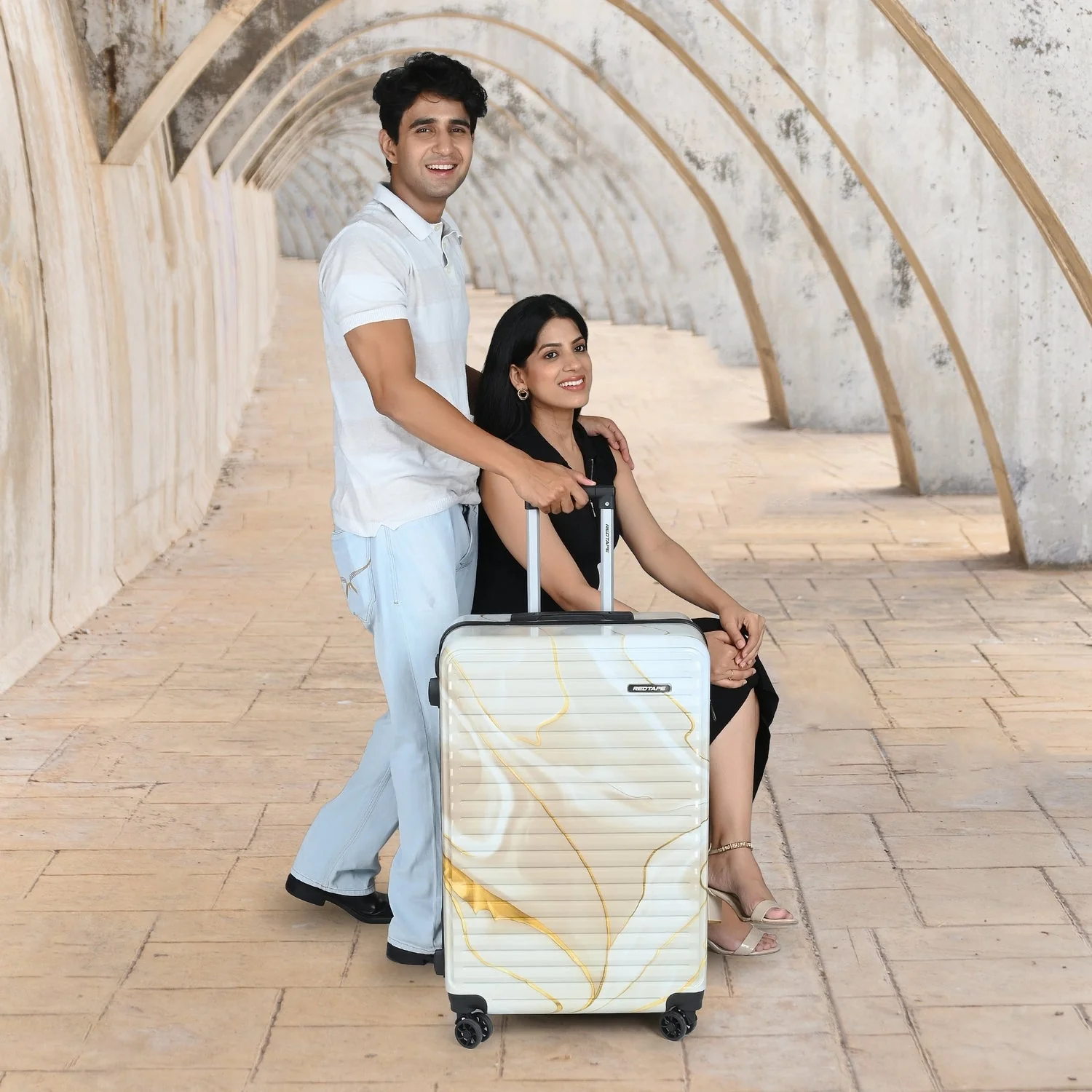 100L Hard Luggage Trolley Bag for Travel - Image 8