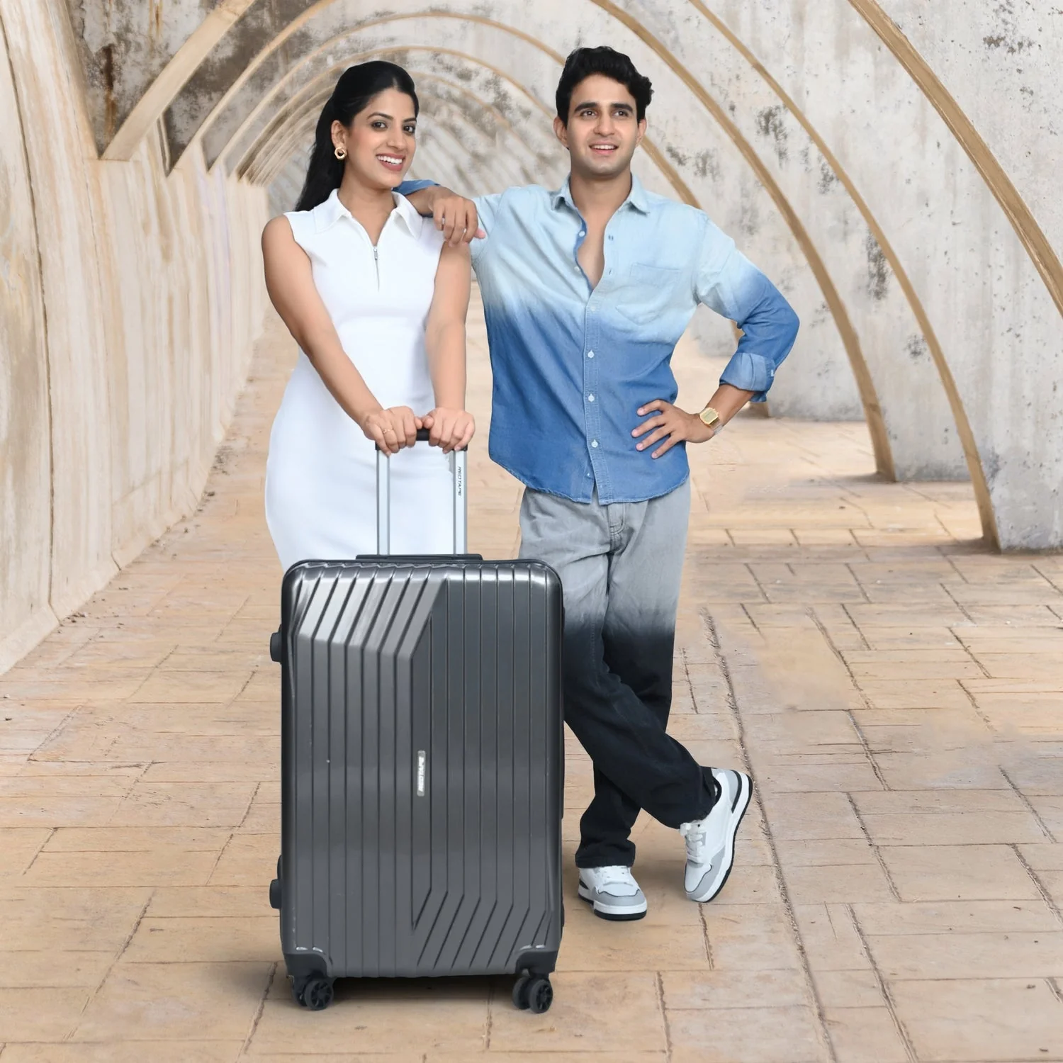100L Hard Luggage Trolley Bag for Travel - Image 8