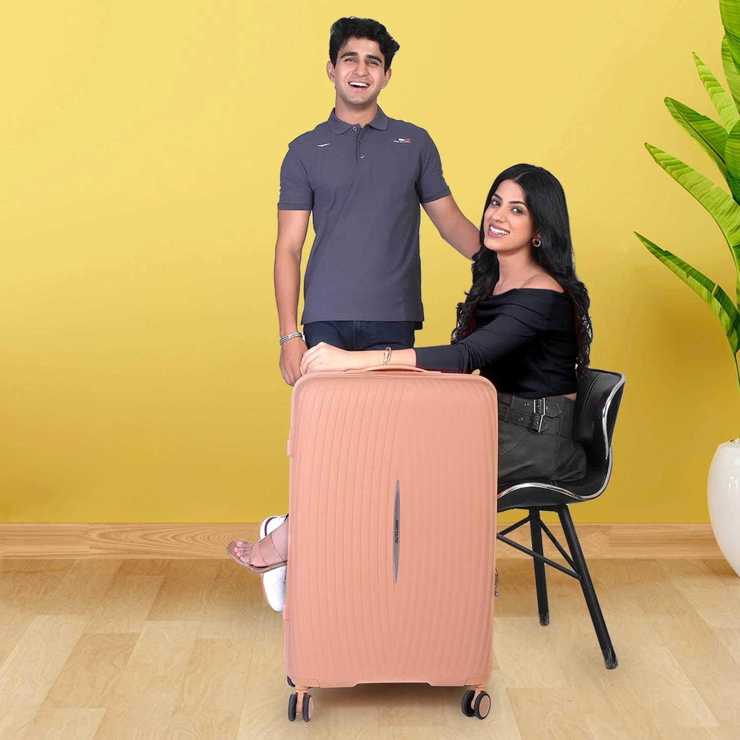 100L Polypropylene Hard Luggage Trolley Bag - Image 8