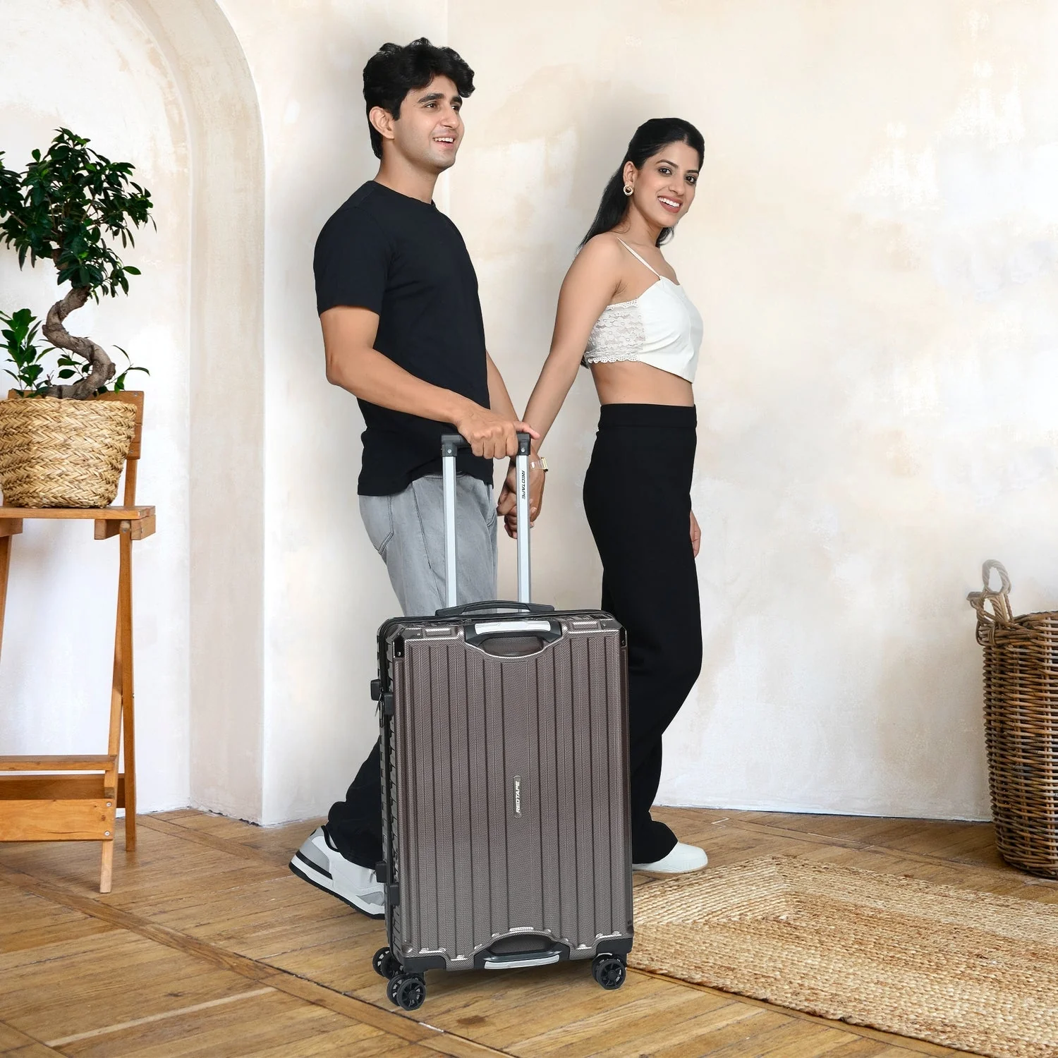 60L Hard Luggage Trolley Bag for Travel - Image 8