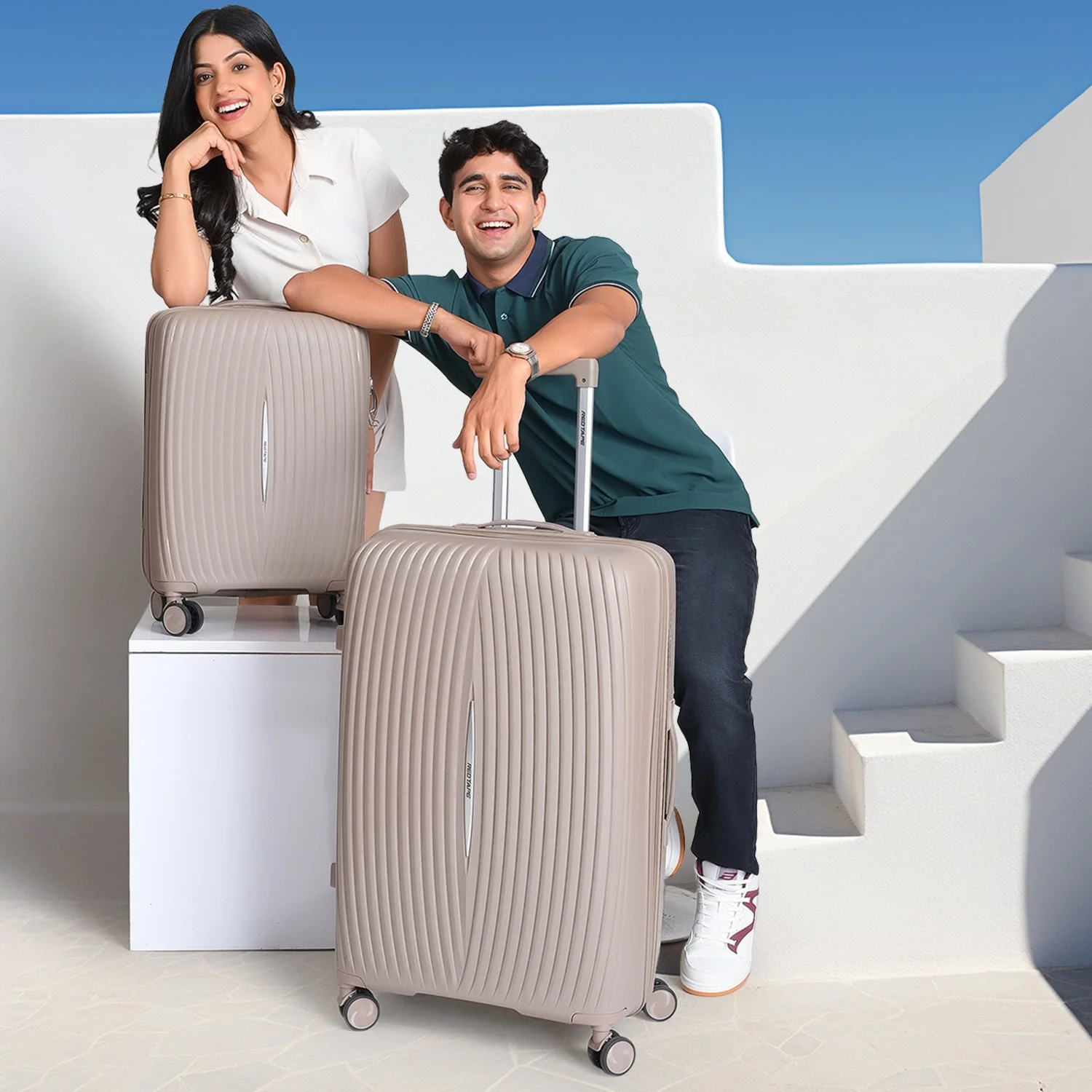 Beige 8 Wheels Trolley Bag Set of 2 (Large + Cabin) - Image 8