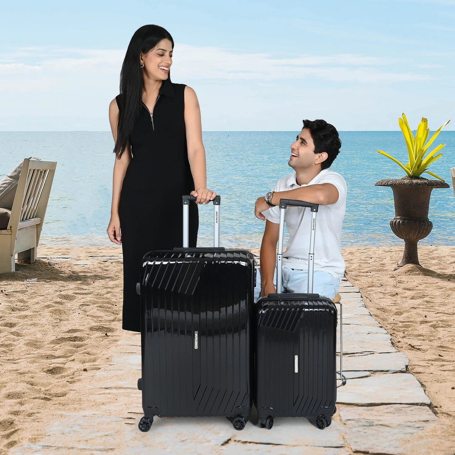 Black 8 Wheels Trolley Bag Set of 2 (Large + Medium) - Image 8