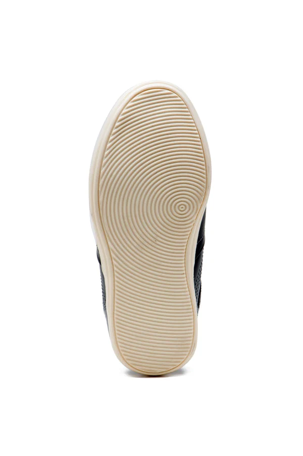 Men Black Sneakers - Image 15
