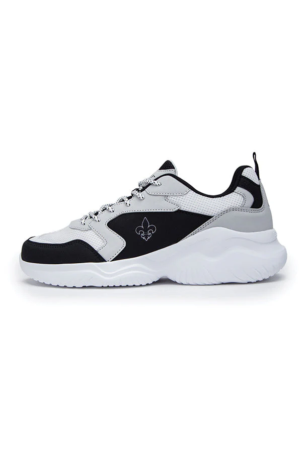 Men Black & White Sneakers - Image 4