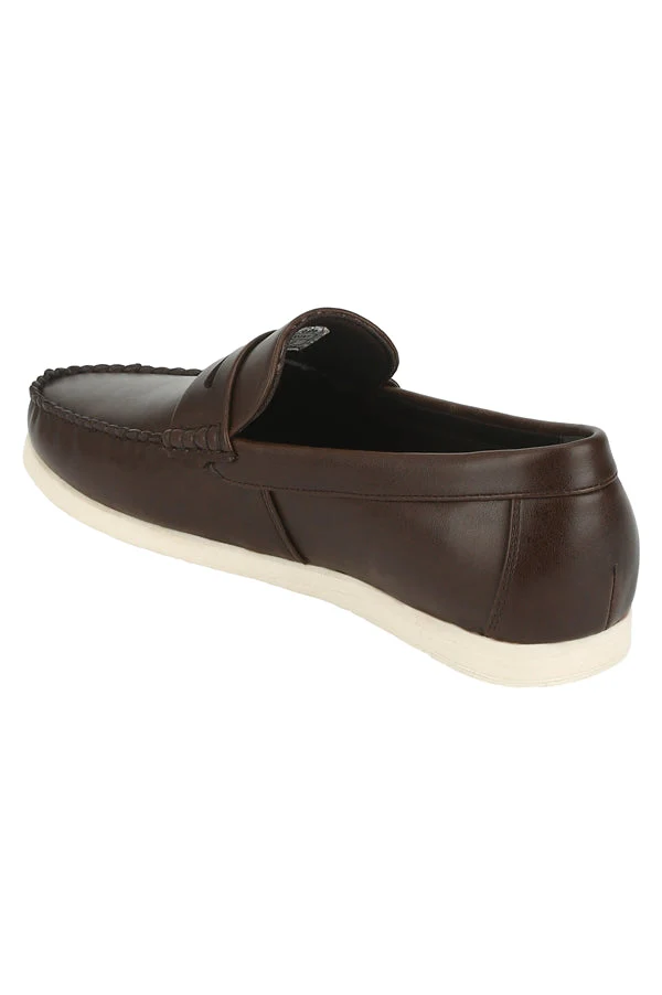 Men Brown Loafers - Image 2