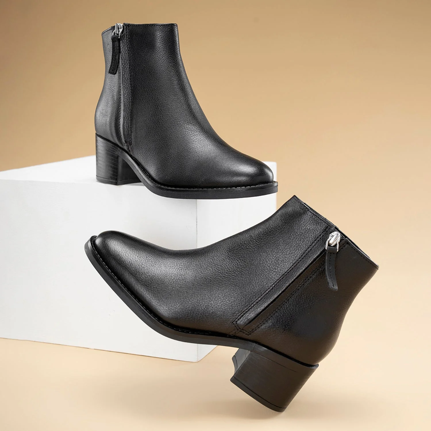 Chelsea Boots for Women - Image 5