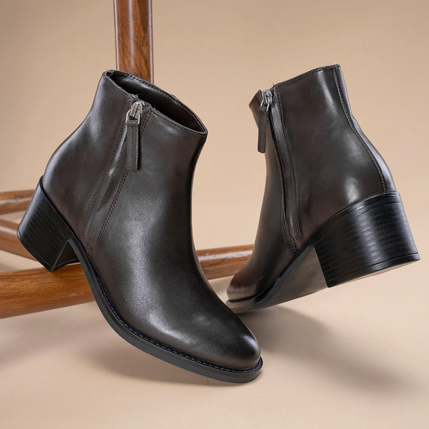 Chelsea Boots for Women - Image 5
