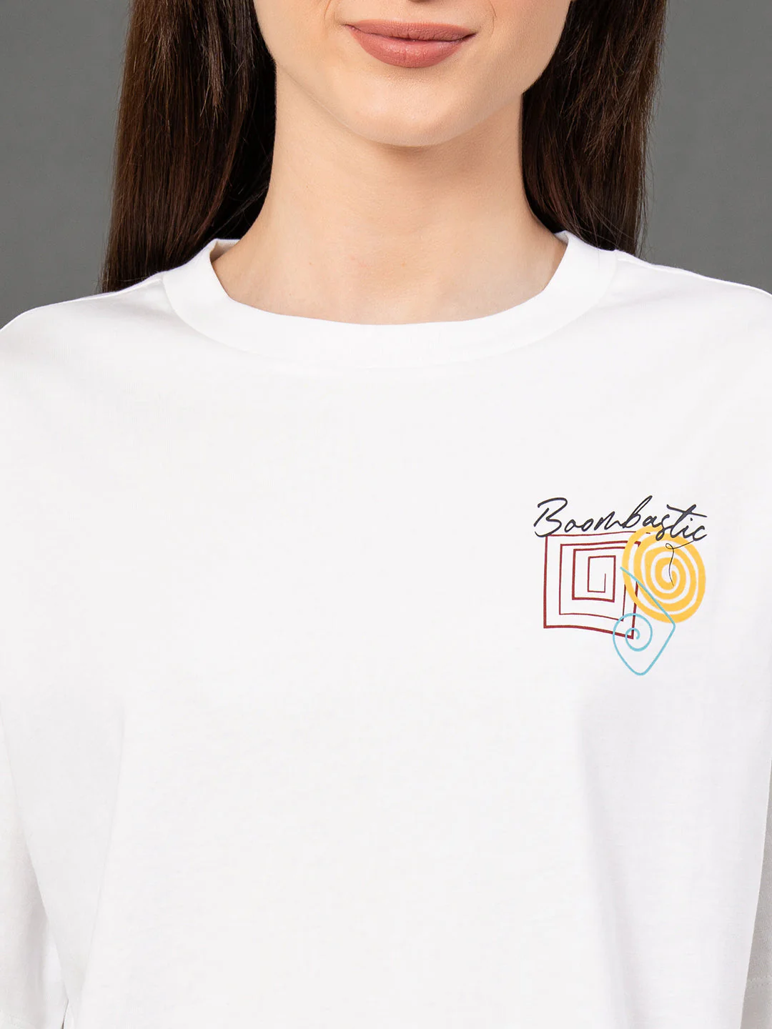 Classic Round Neck Graphic T-Shirt - Image 4