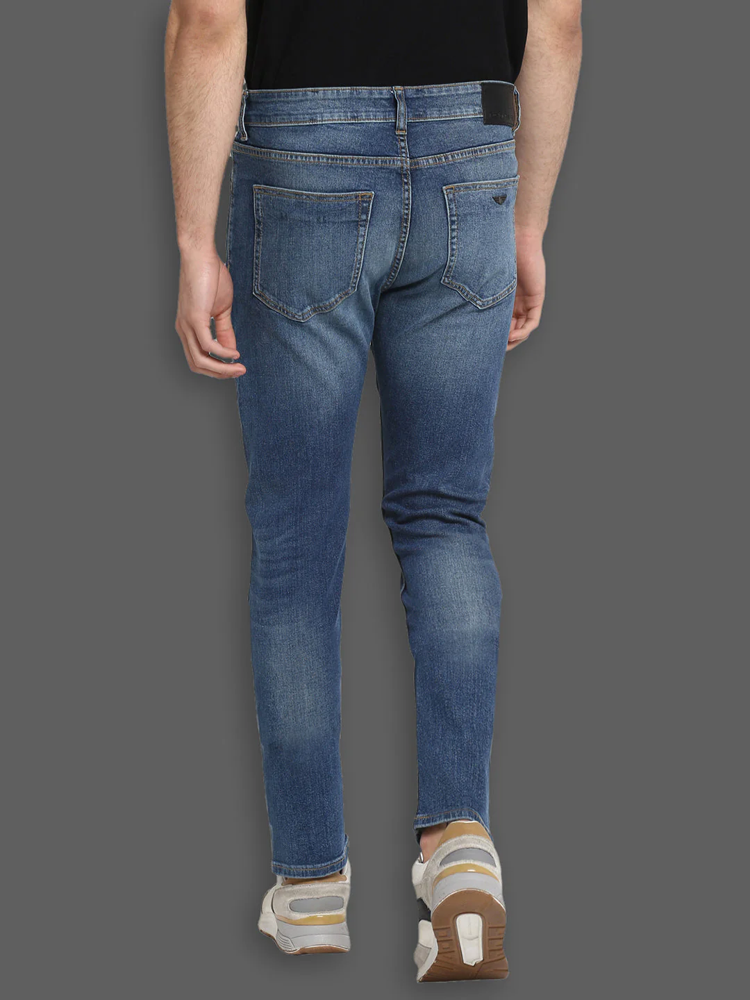 Classic Skinny Jeans for Men - Image 3