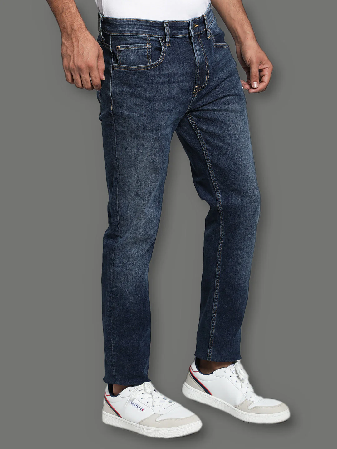 Classic Skinny Jeans for Men - Image 2