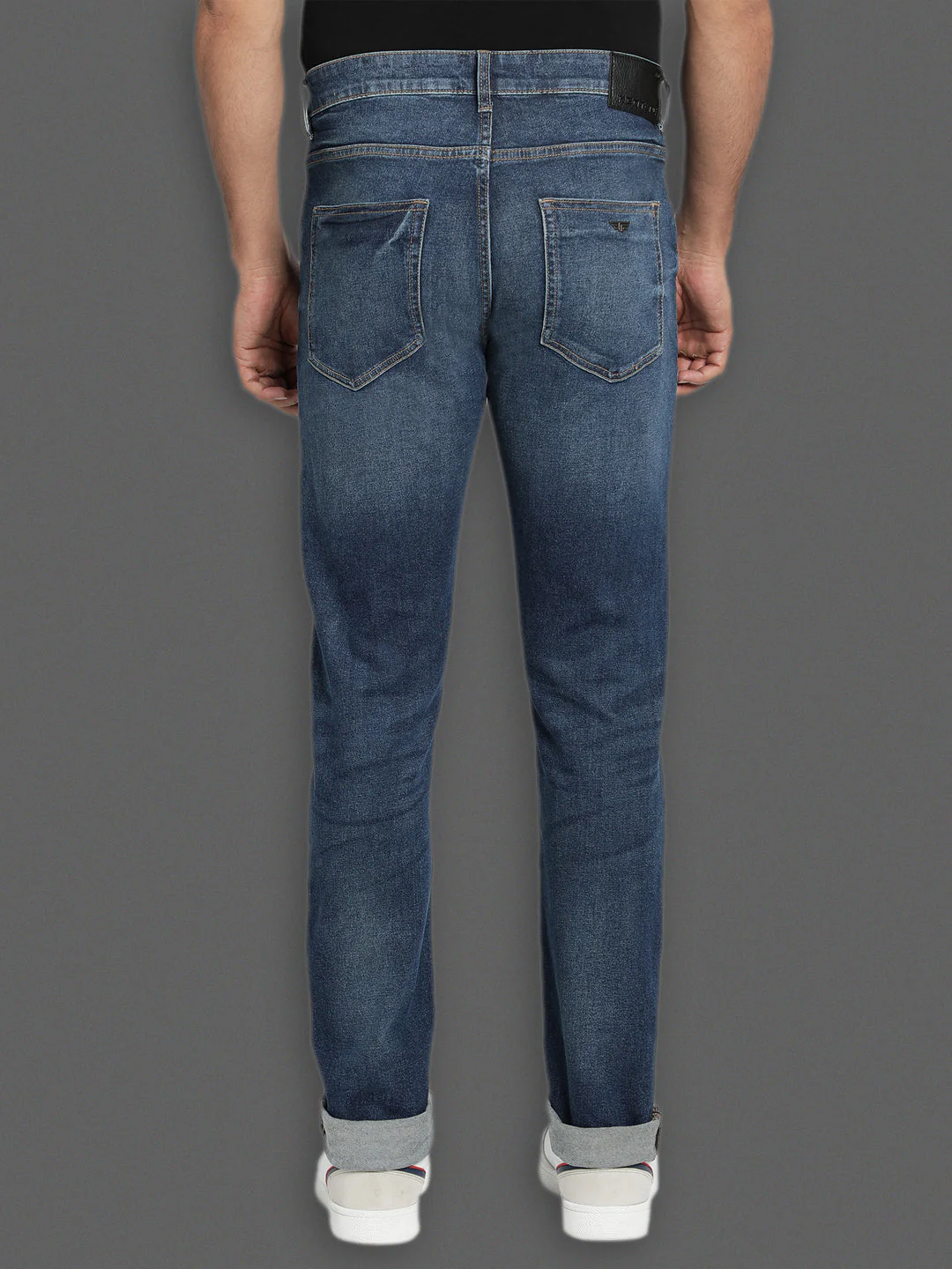 Classic Skinny Jeans for Men - Image 3