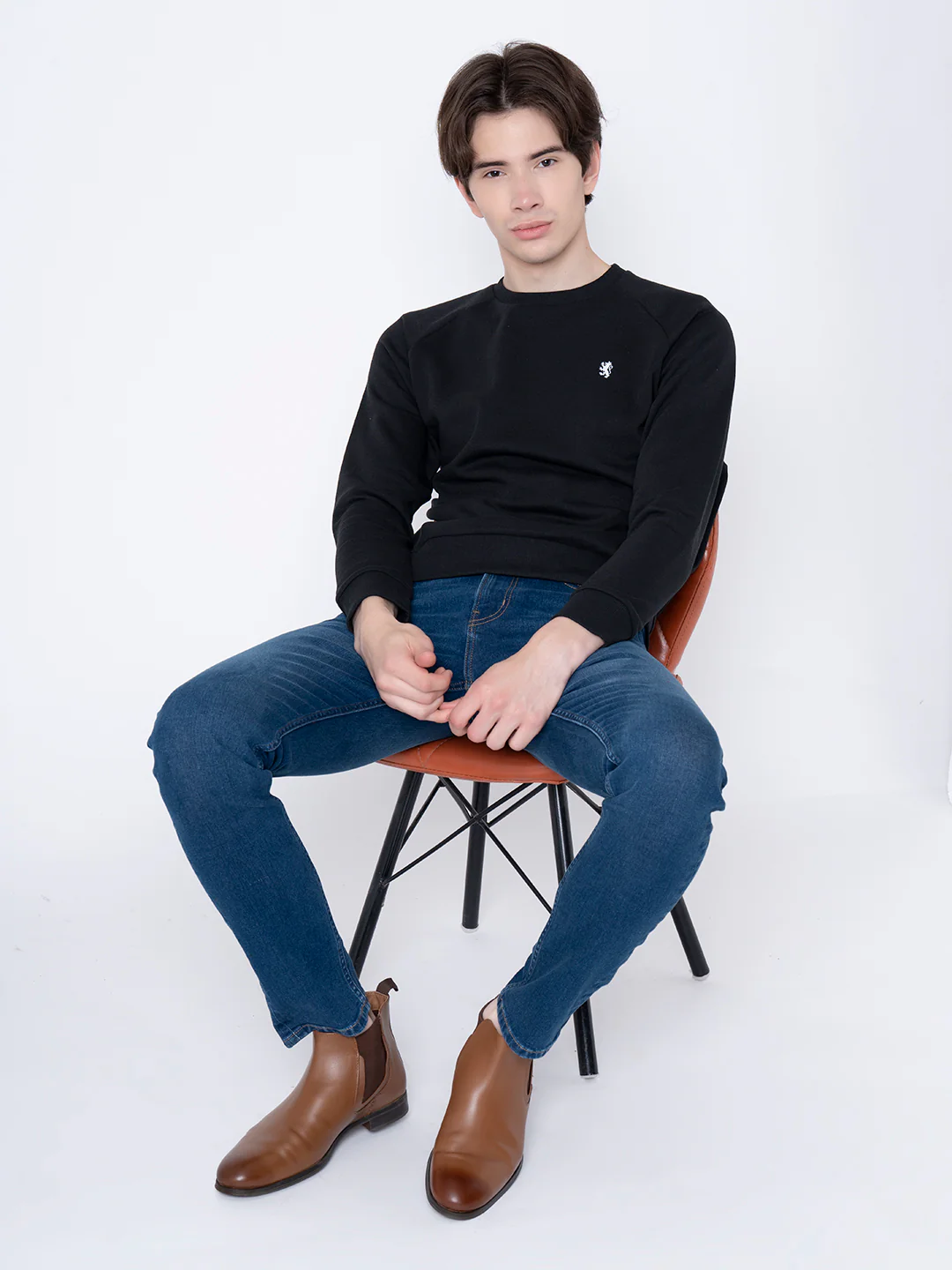 Classic Skinny Jeans for Men - Image 5