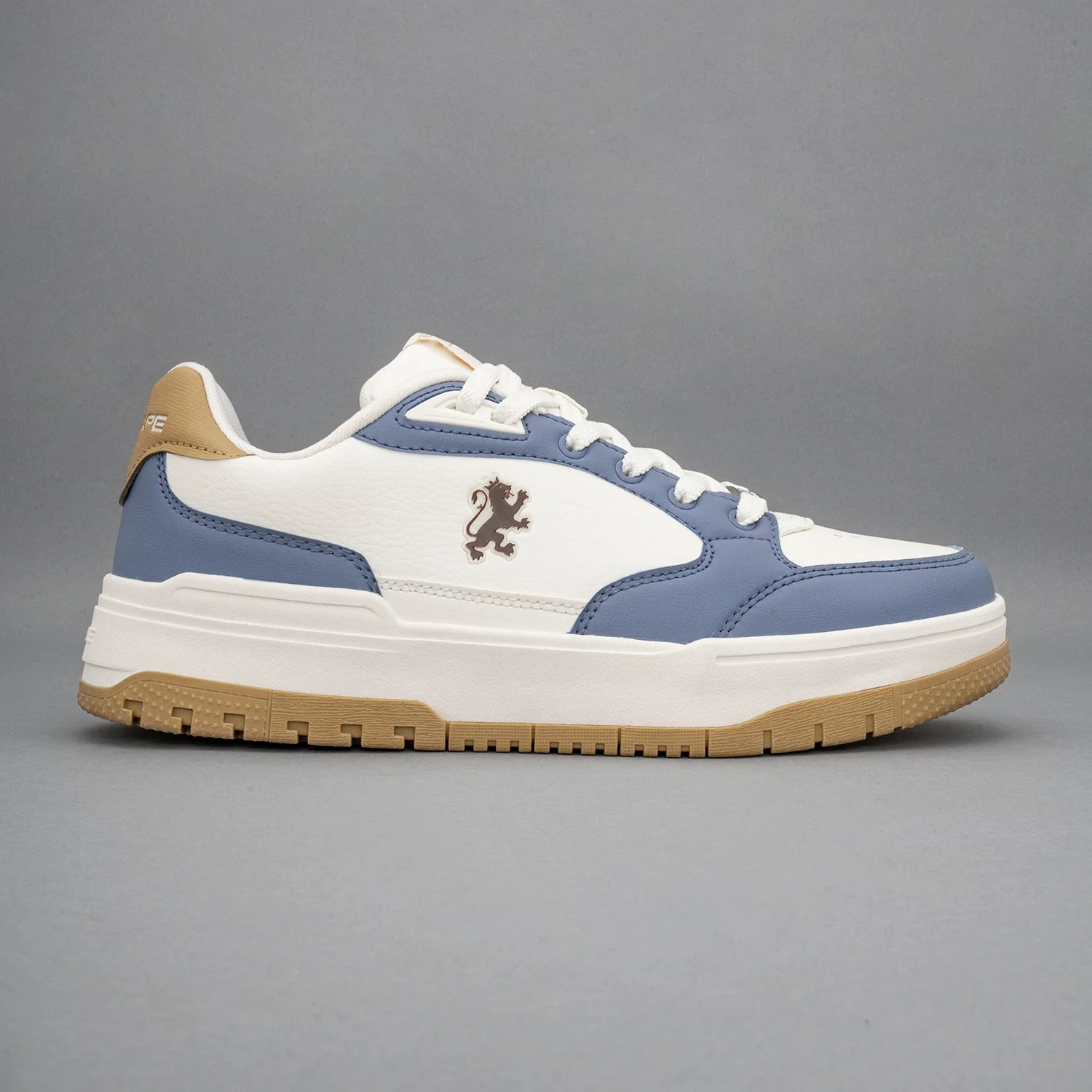 Classic Sneakers for Men for Everyday Casual Comfort - Image 2