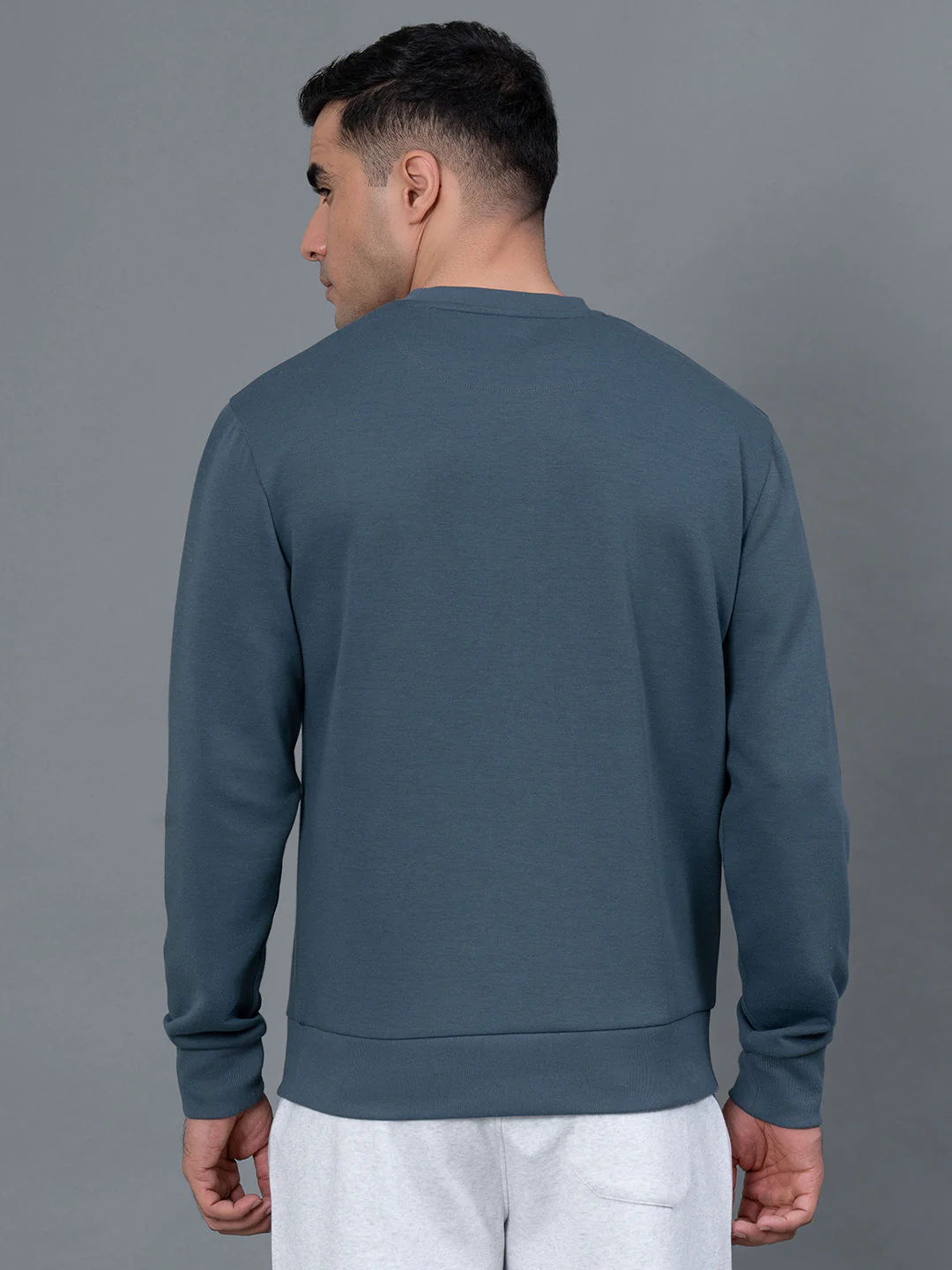 Embossed Athleisure Sweatshirt for Men - Image 3