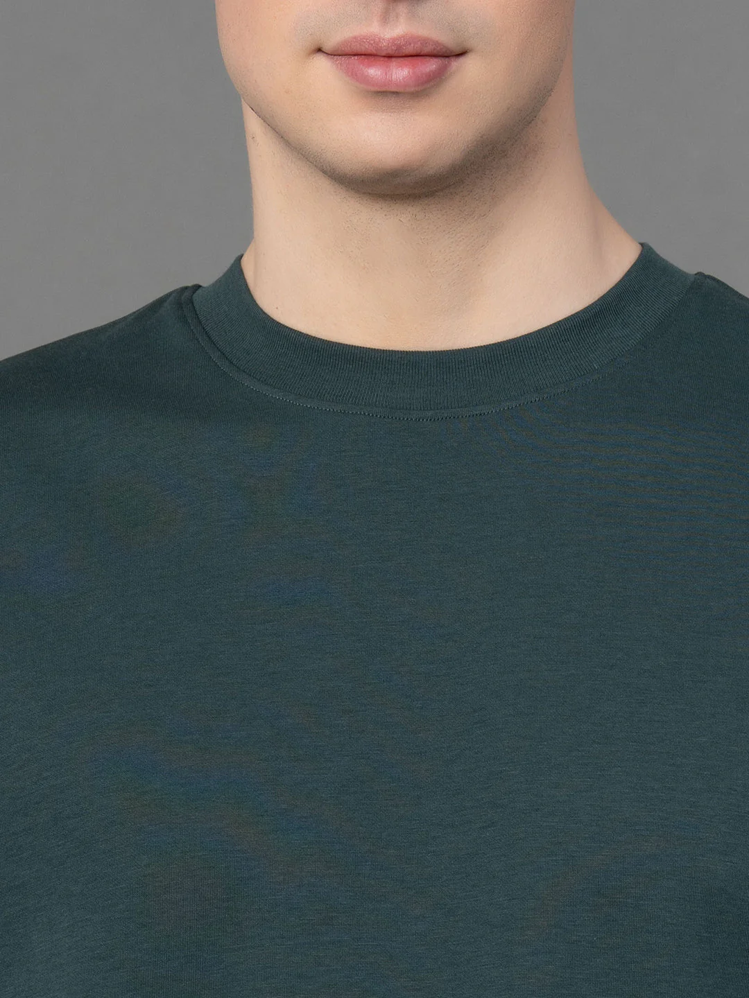 Forest Green Oversized Round Neck T-Shirt for Men - Image 4