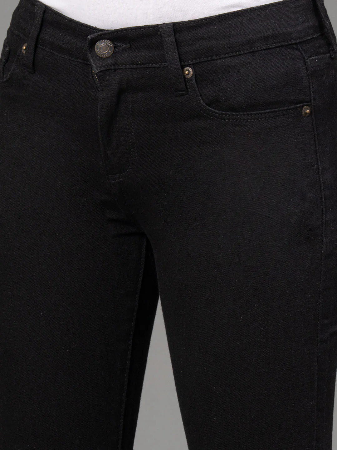 Girls Black Solid Cotton Stretched Jeans - Image 4