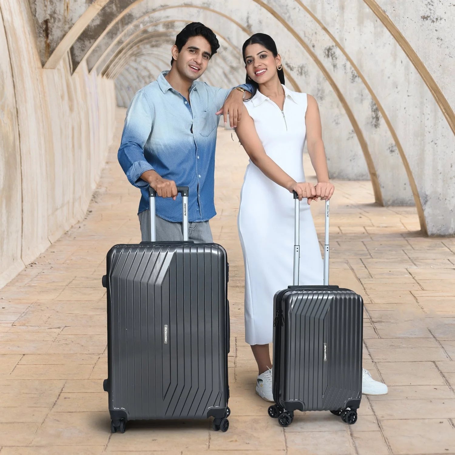Gunmetal Black 8 Wheels Trolley Bag Set of 2 (Large + Cabin) - Image 8