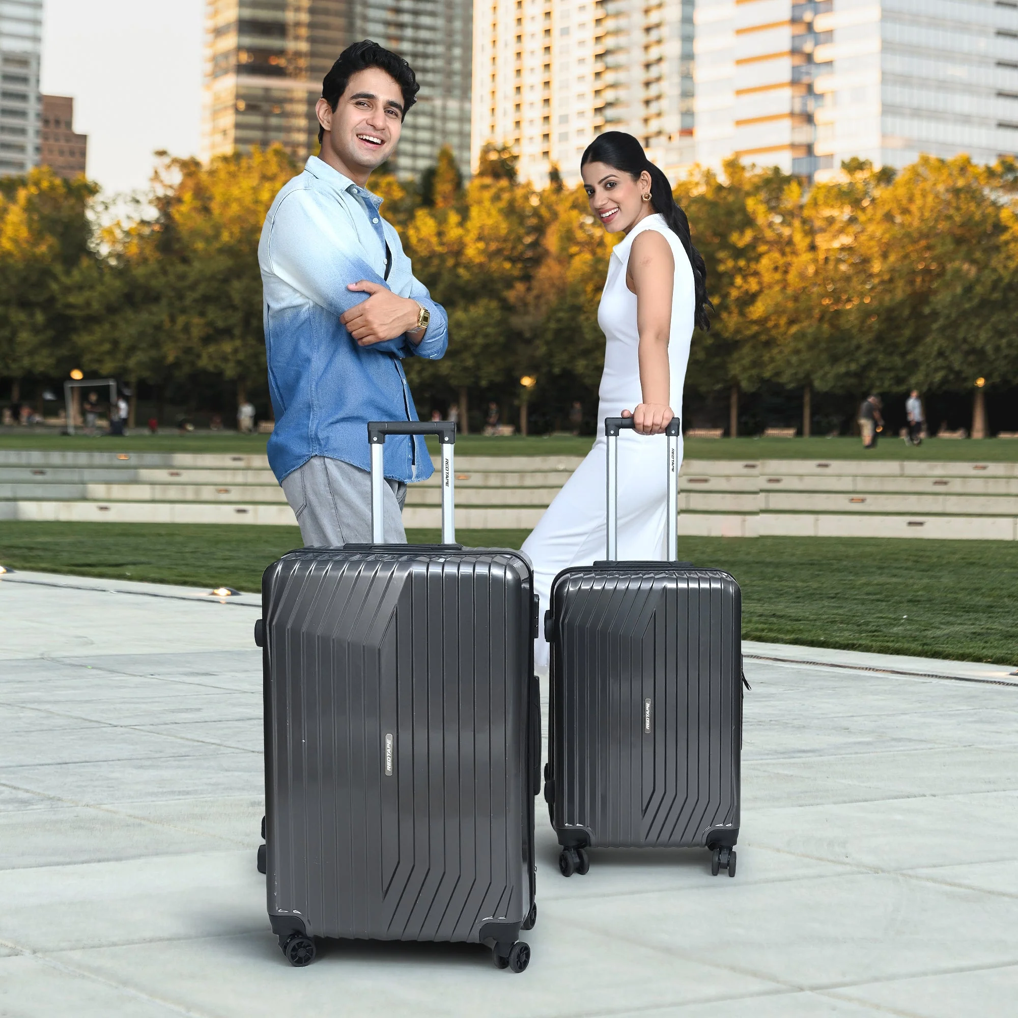 Gunmetal Black 8 Wheels Trolley Bag Set of 2 (Large + Medium) - Image 8