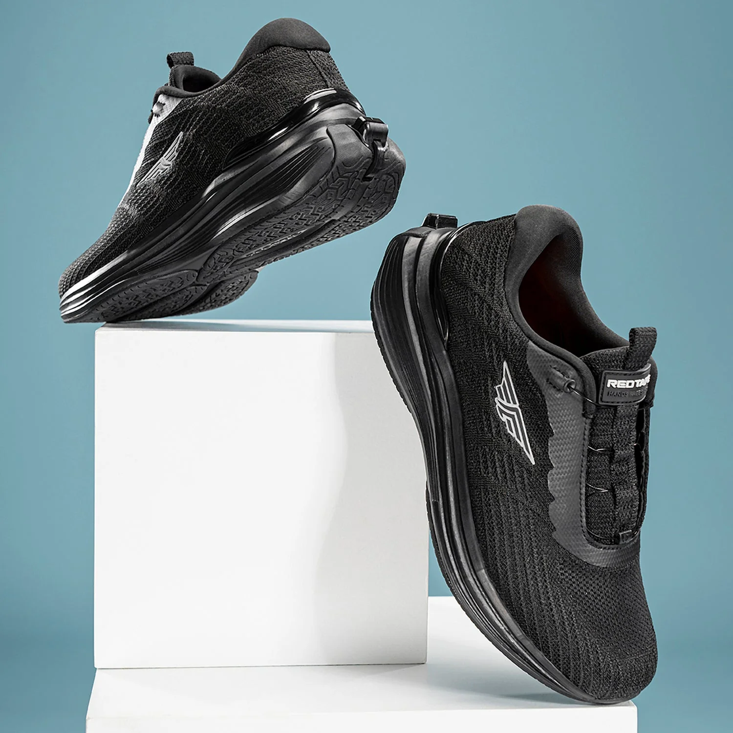 Hands Free Lacing Sports Walking Shoes for Men - Image 5