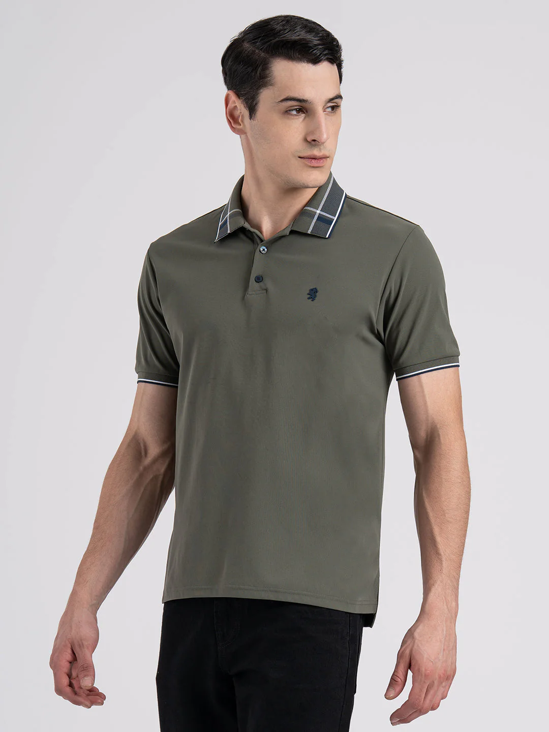 Jacquard Collar Polo T-shirt for Men - Image 4