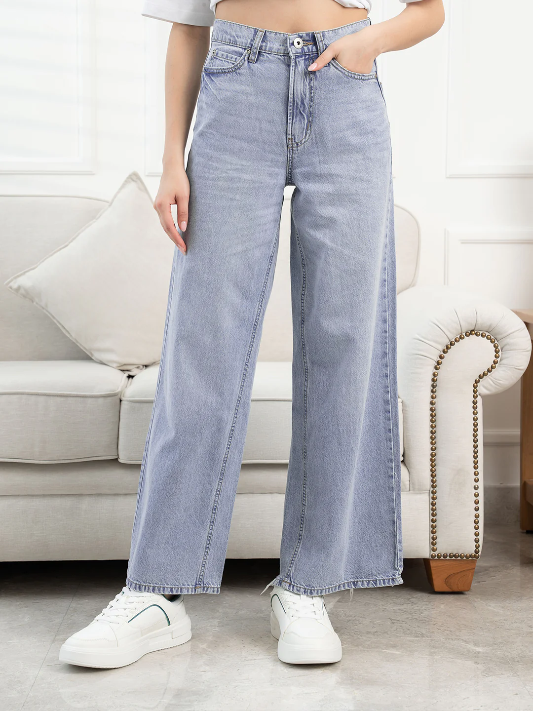 Light-Blue-Mid-Rise-Denim-Women's-Wide-Fit-Jeans - Image 2