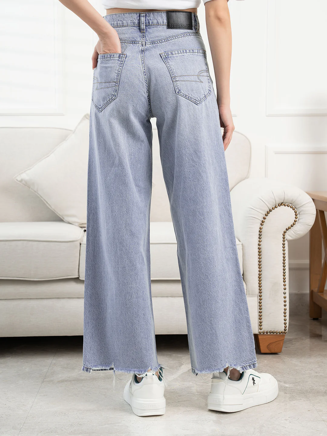 Light-Blue-Mid-Rise-Denim-Women's-Wide-Fit-Jeans - Image 5