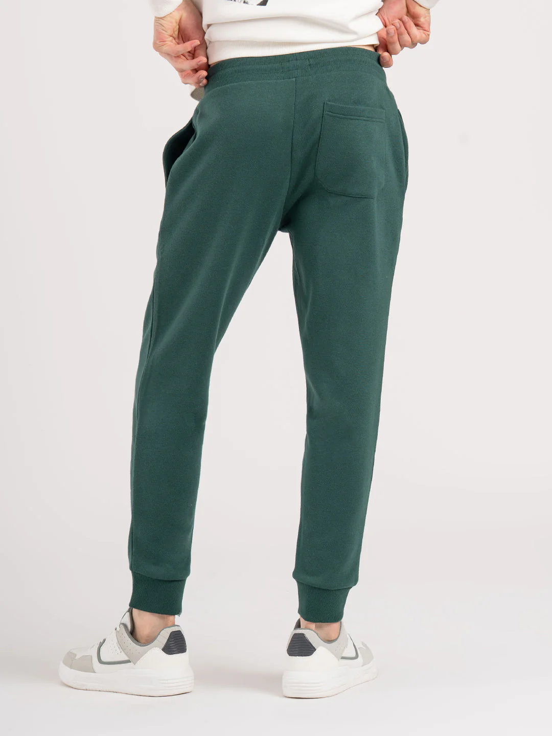 Men Green Solid Cotton Poly Jogger - Image 3