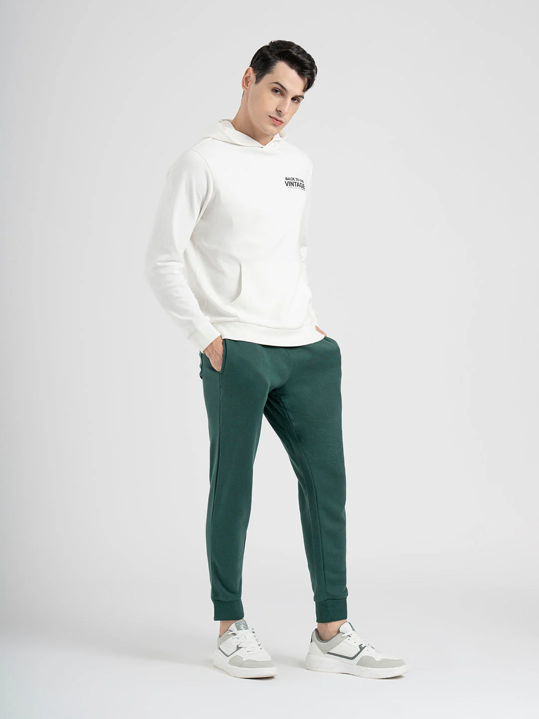 Men Green Solid Cotton Poly Jogger - Image 5