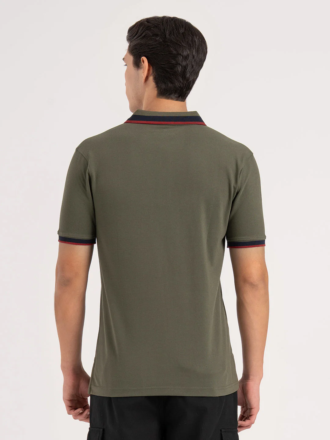 Men Olive Solid Two-Tone Tipping  Polo T-Shirt - Image 5