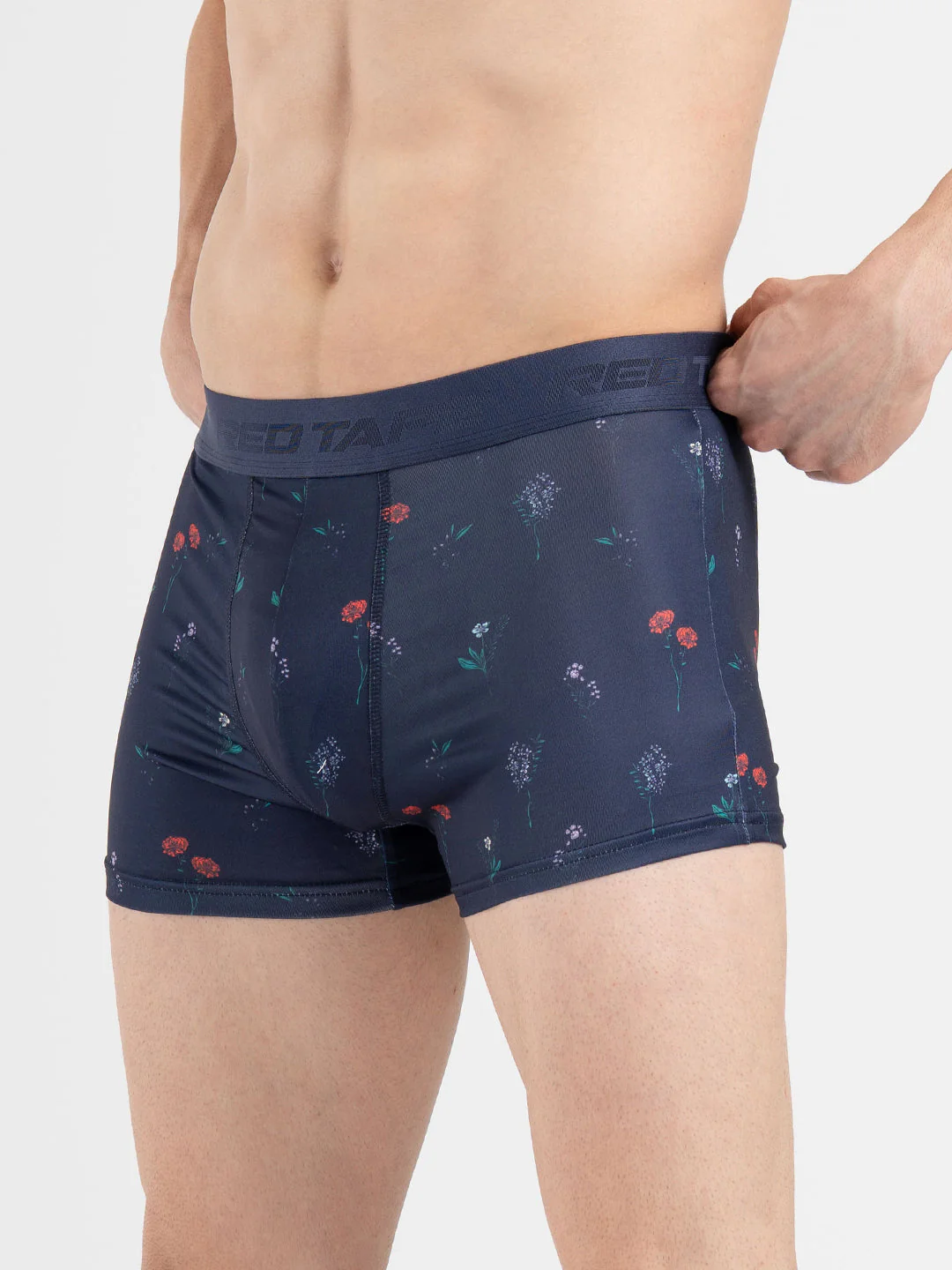 Men's Black Printed Elasticated Polyester Stretched Woven Trunk - Image 3