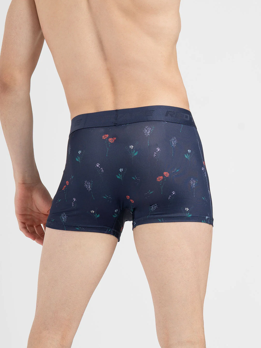 Men's Black Printed Elasticated Polyester Stretched Woven Trunk - Image 4