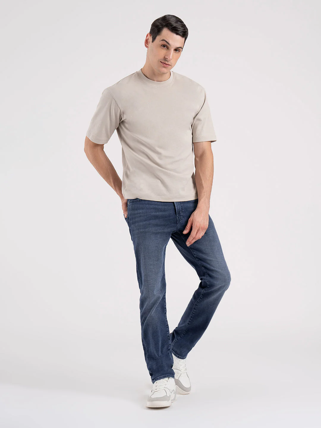 Men's Knitted Straight Fit Denim Jeans - Image 5
