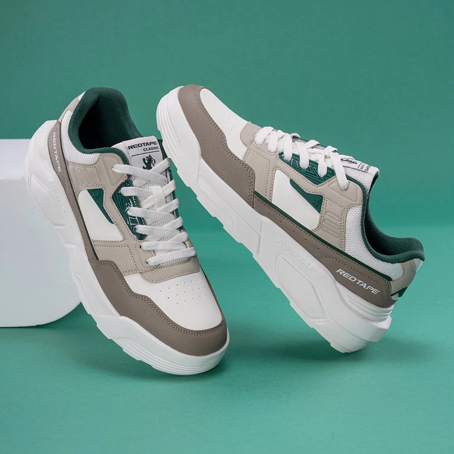 Men  Sneakers for All-Day Comfort & Style - Image 6
