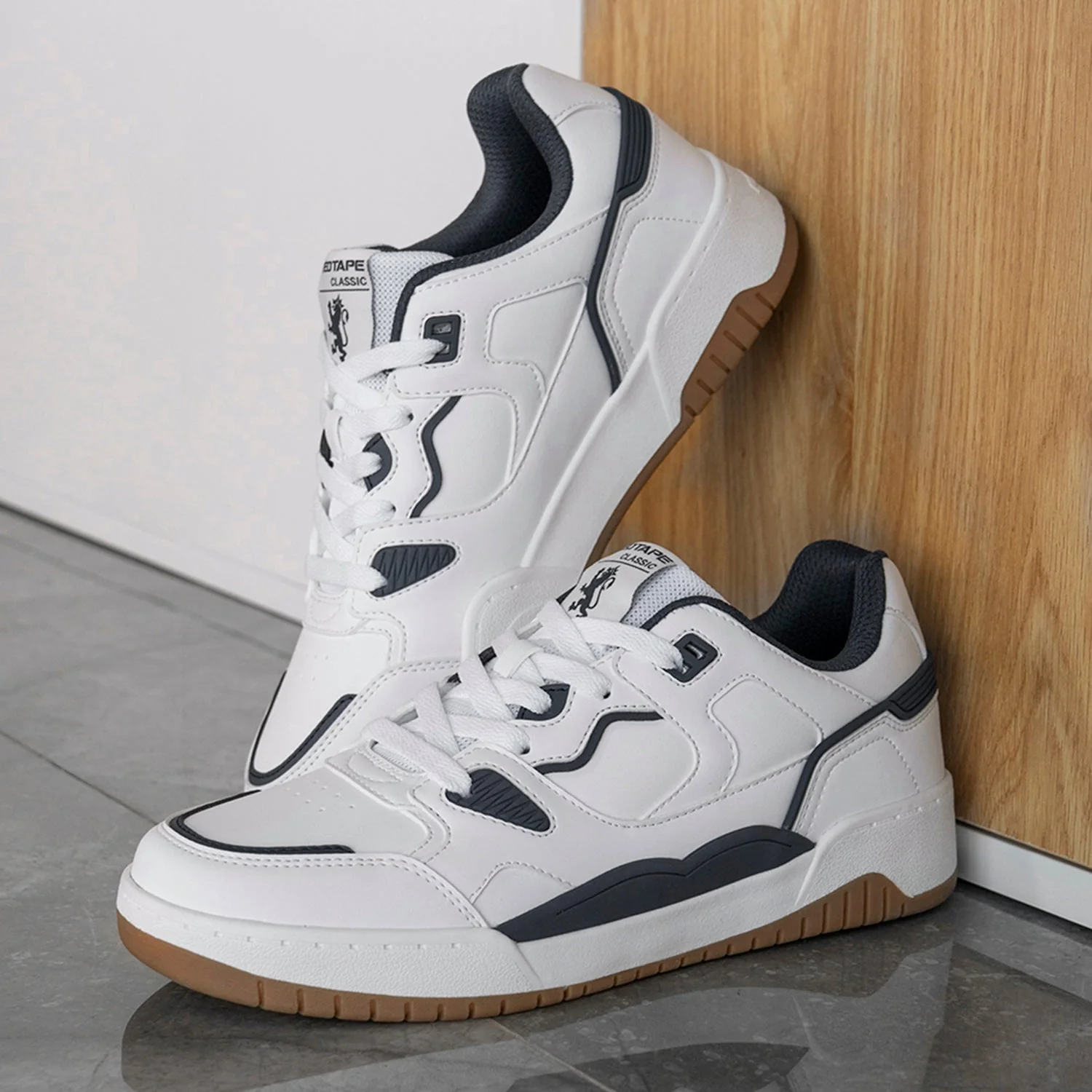 Men  Sneakers for Casual Comfort and Versatile Everyday Style - Image 5