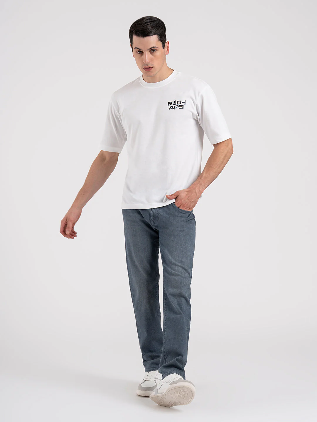 Men's Straight Fit Denim Jeans - Image 5