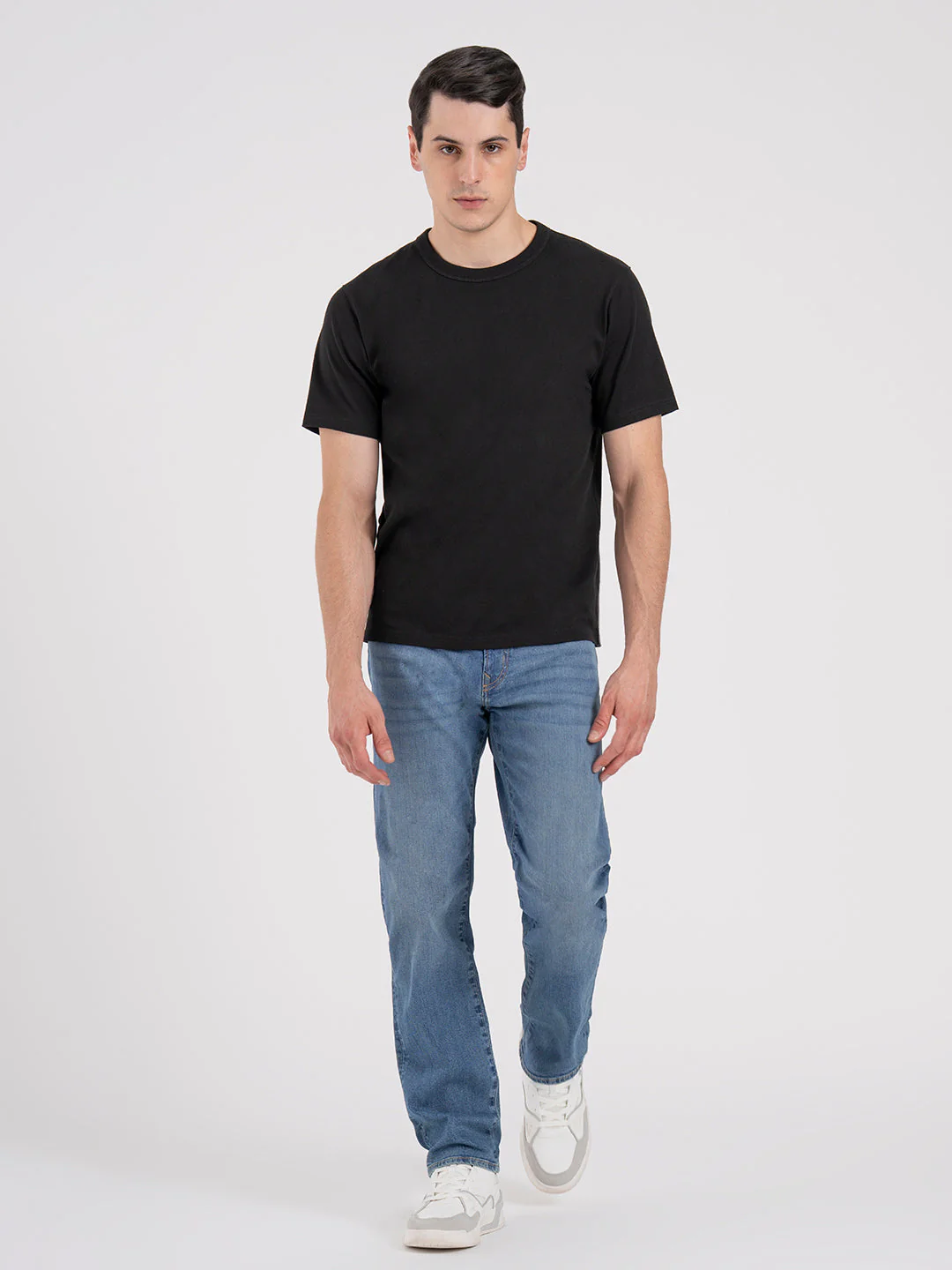 MenÃ¢â‚¬â„¢s Straight Fit Denim Jeans - Image 5