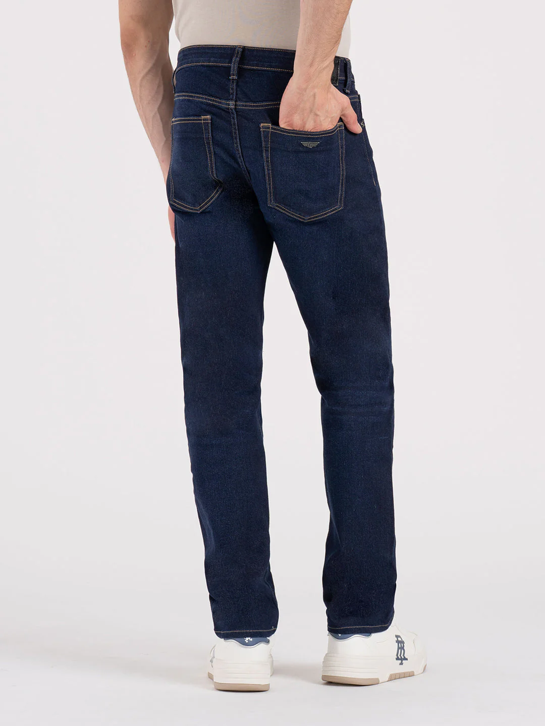 MenÃ¢â‚¬â„¢s Straight Fit Denim Jeans - Image 3