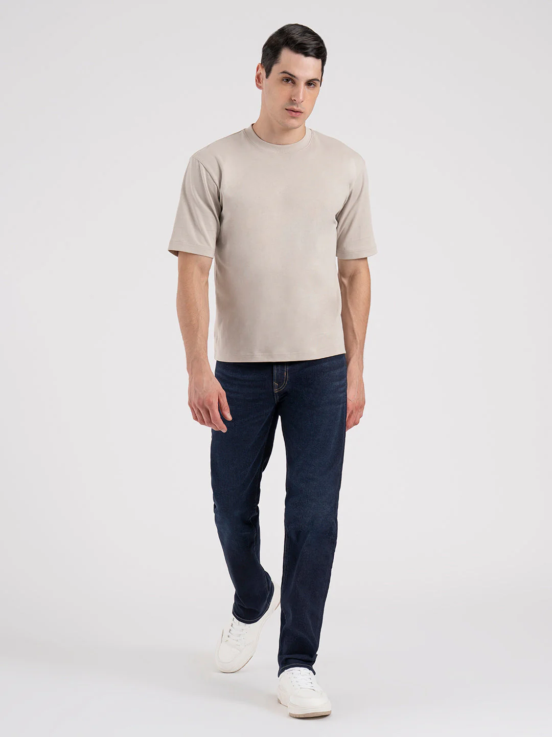 MenÃ¢â‚¬â„¢s Straight Fit Denim Jeans - Image 5