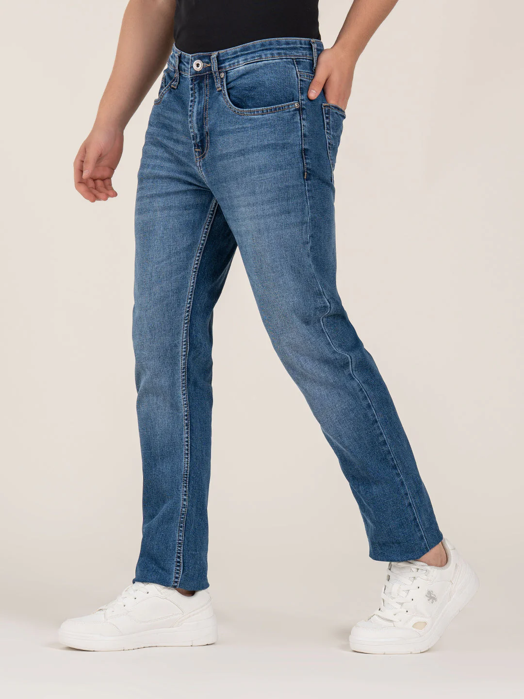 Men's Straight Fit Jeans for Classic Everyday Style - Image 3