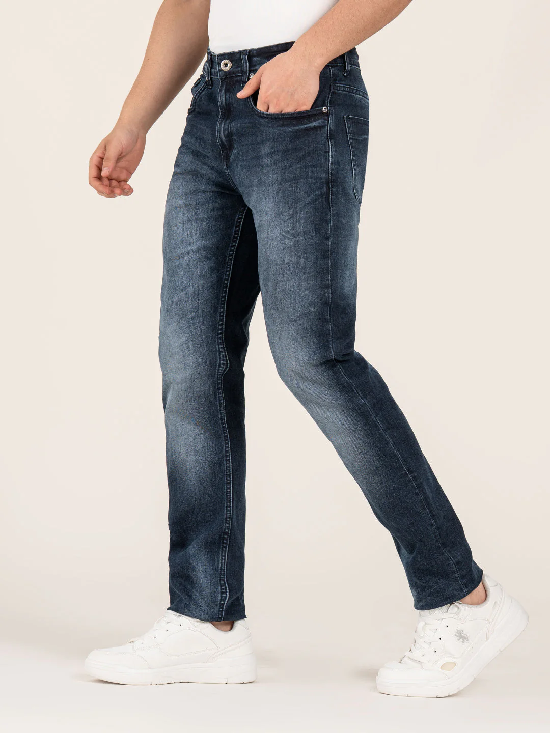 Men's Straight Fit Jeans for Classic Everyday Style - Image 3