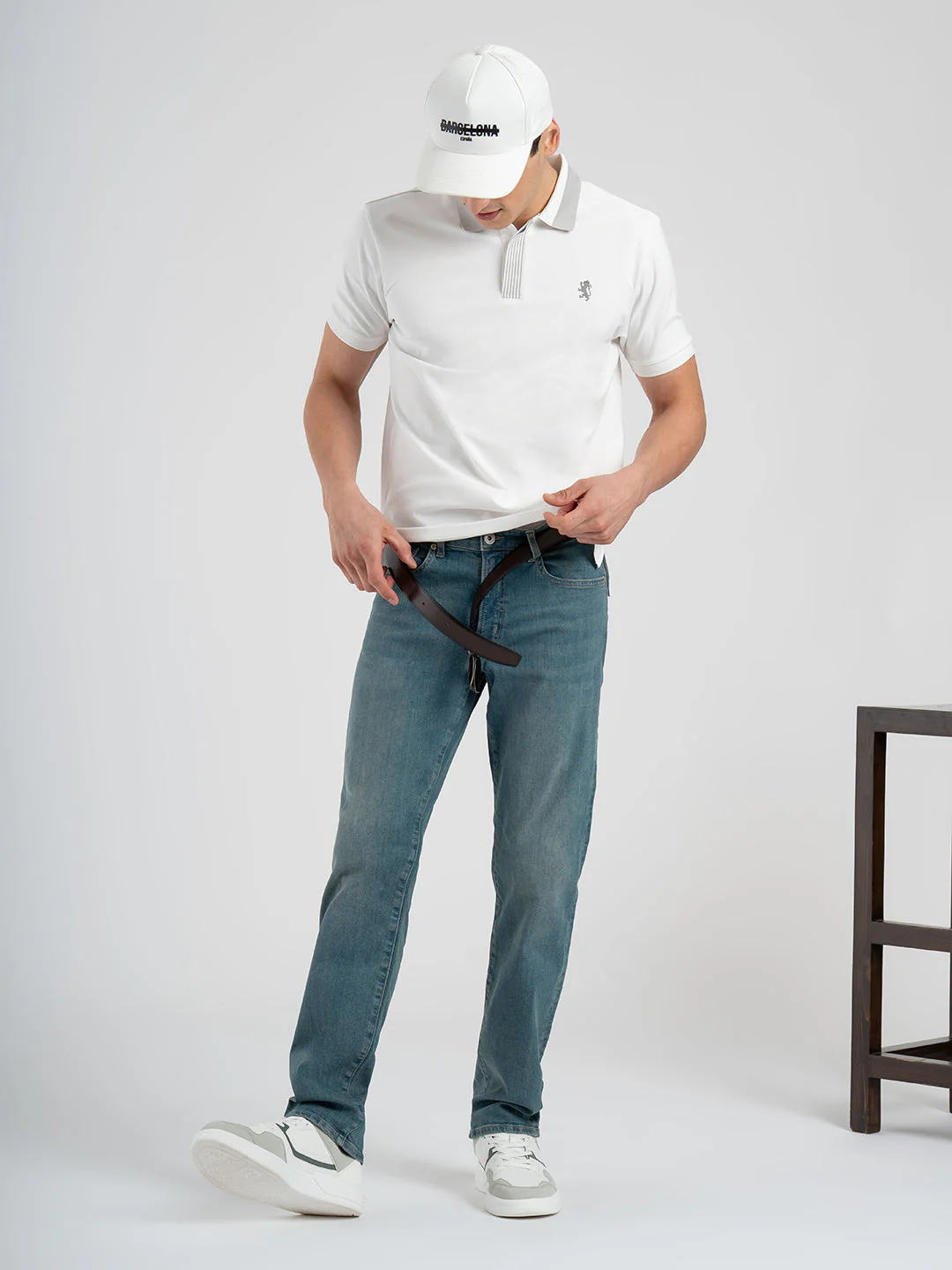 Men White Polo Neck High Stretch Polyester Jacquard Athleisure T-Shirt - Image 5