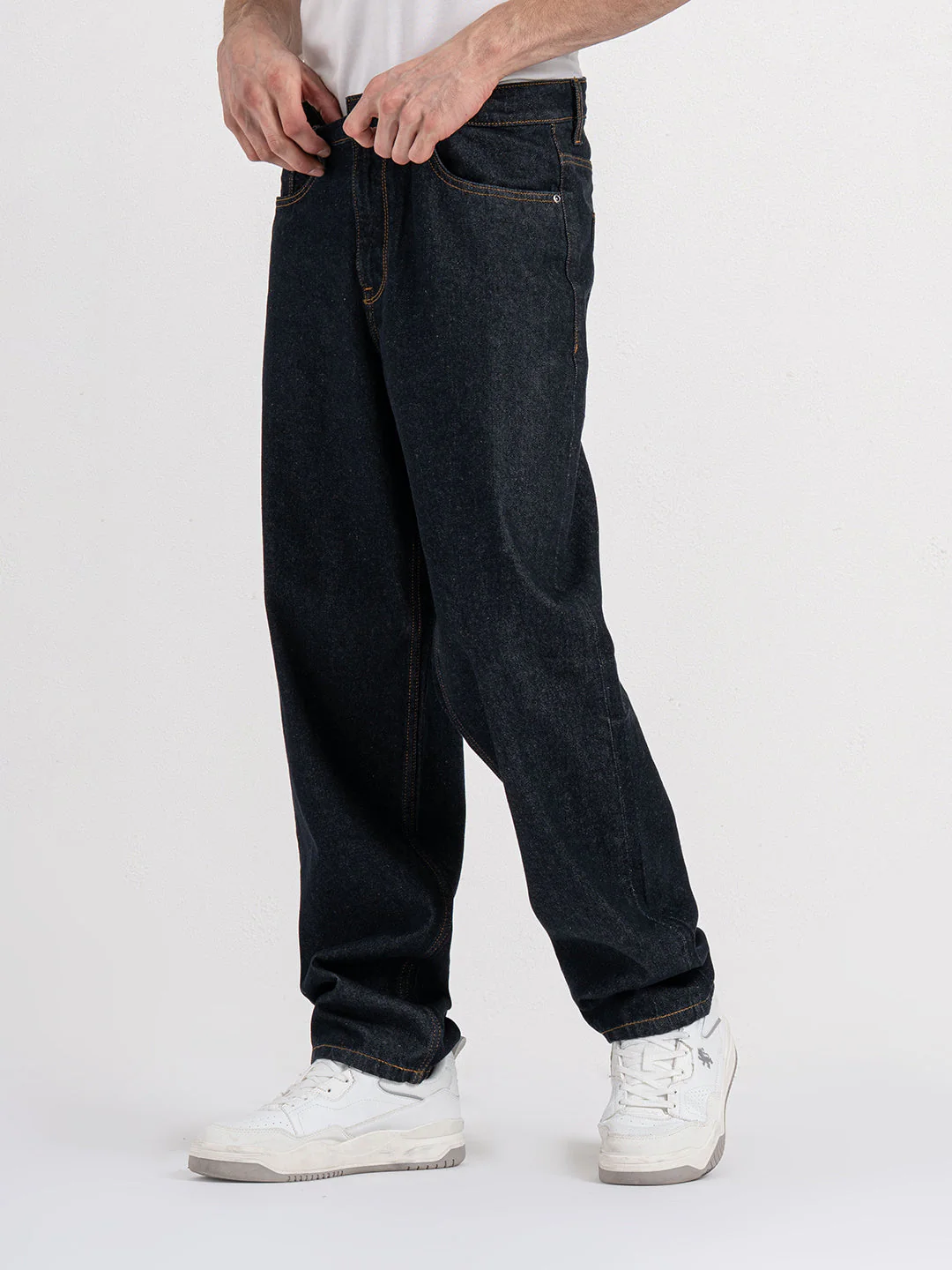 Men's Baggy Fit Jeans - Image 2