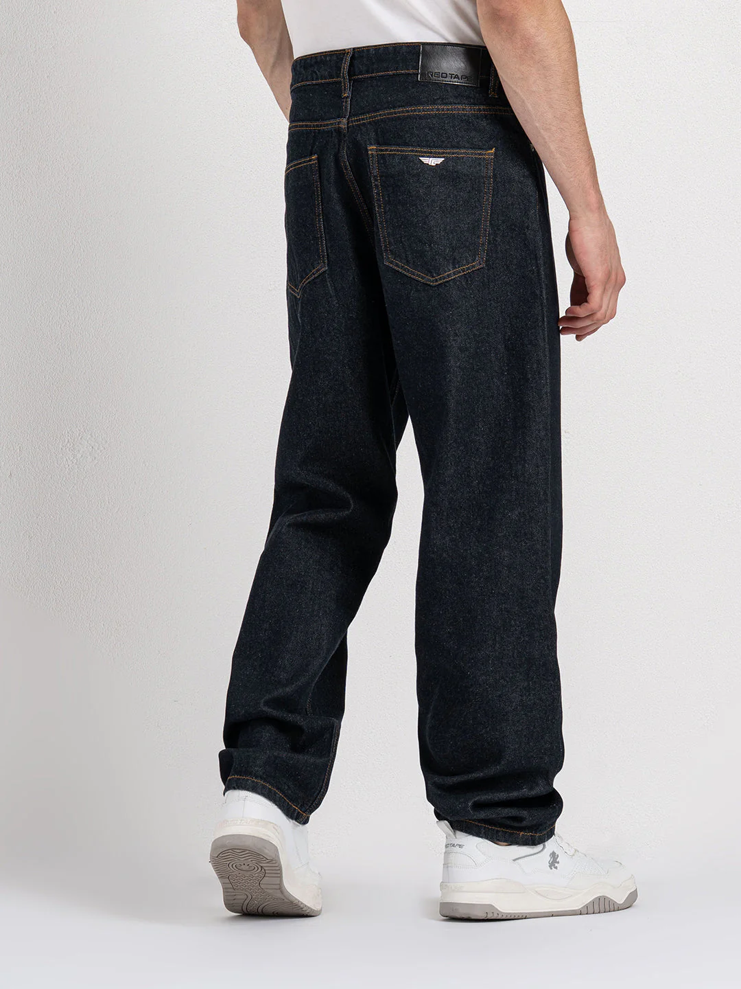 Men's Baggy Fit Jeans - Image 3