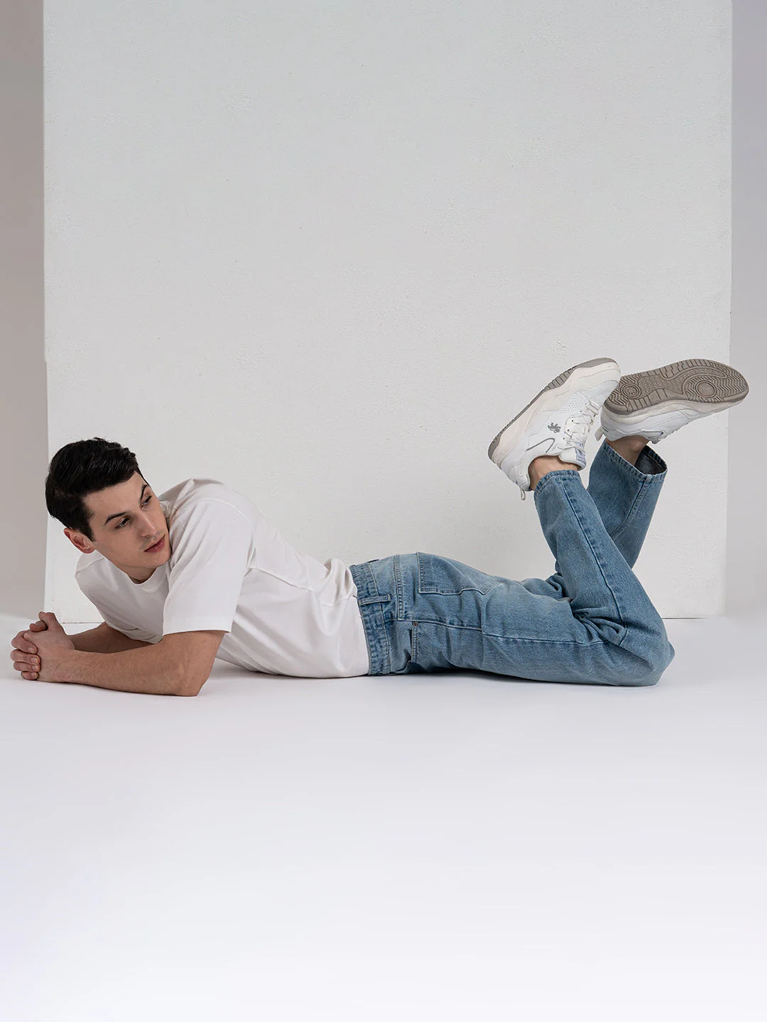 Men's Baggy Fit Jeans - Image 5