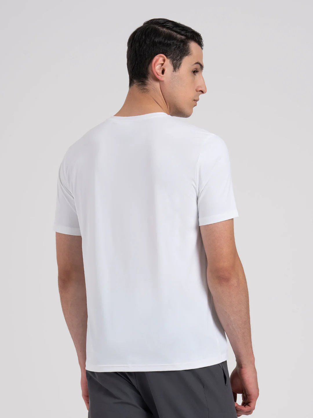 Men's Graphic Round Neck Activewear T-Shirt - Image 5