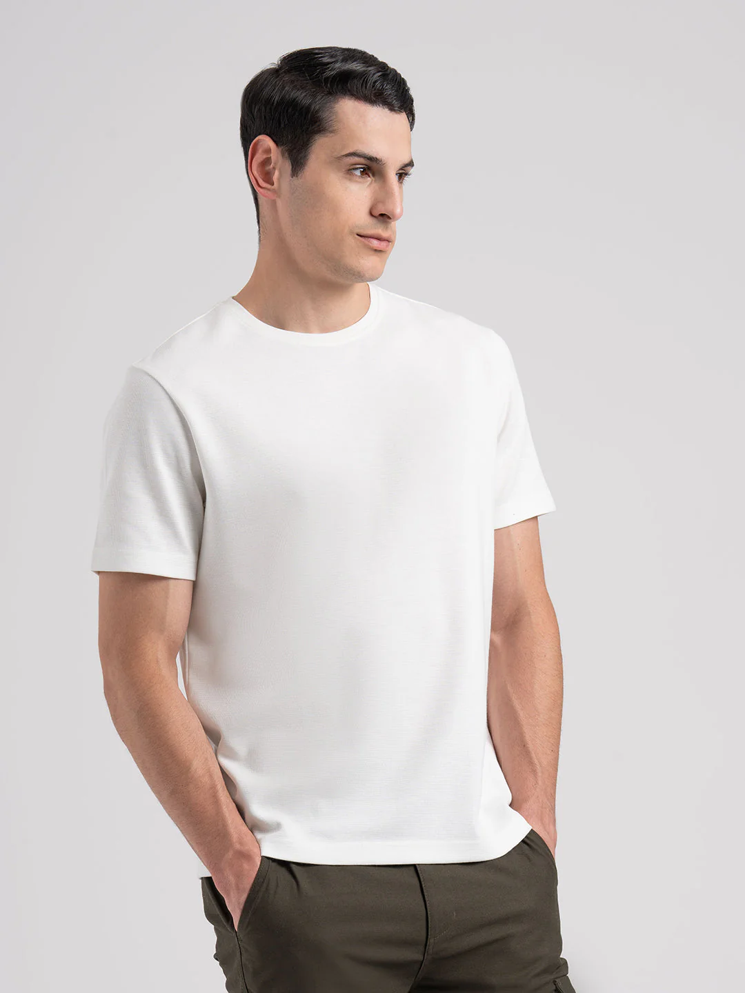 Men's Structured Round Neck T-Shirt - Image 4
