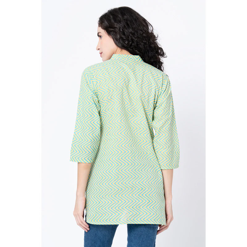 Women's Green Zig Zag Print High Low Kurta - Image 3