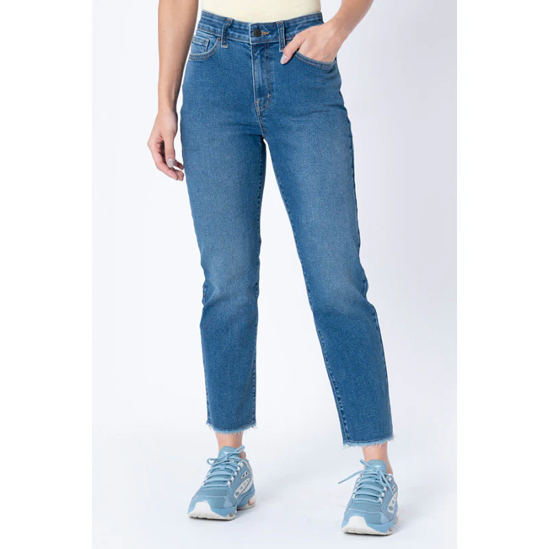 Women's Medium Blue Straight Jeans