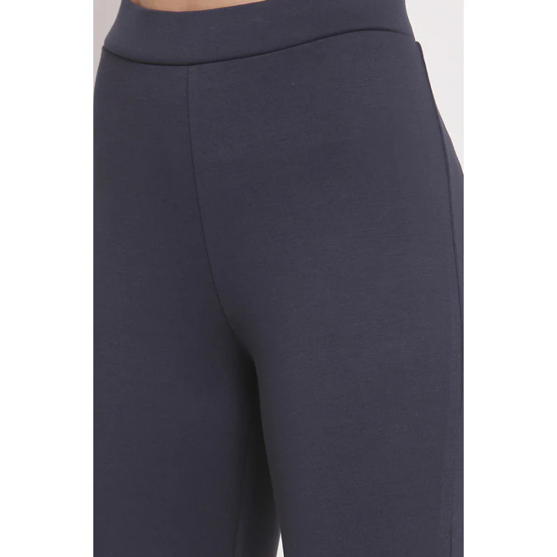 Women Navy Jegging - Image 5
