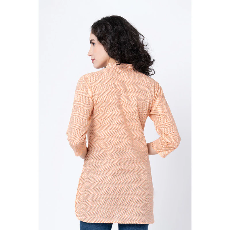 Women's Peach Zig Zag Print High Low Kurta - Image 3